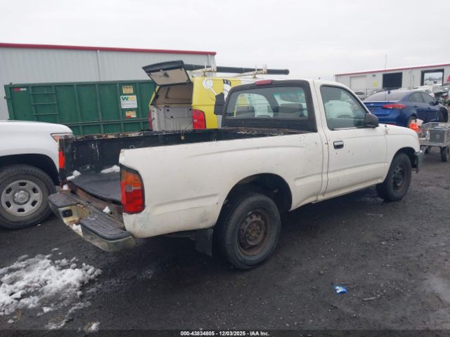 Toyota Tacoma Image 3