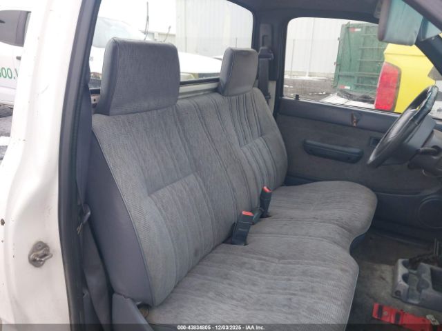 Toyota Tacoma Image 7