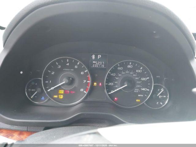 Subaru Legacy 2.5i Limited Image 6