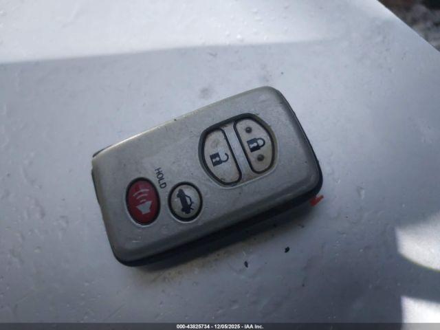 Toyota Camry Image 9