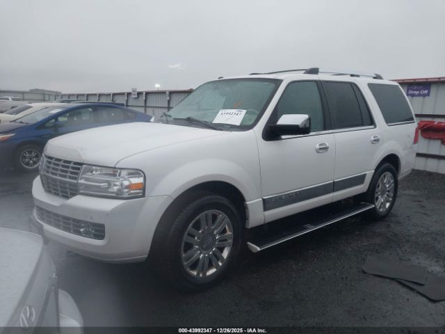 Lincoln Navigator Image 4