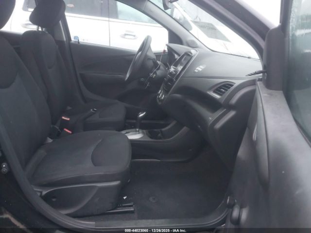 Chevrolet Spark Ls Cvt Image 5