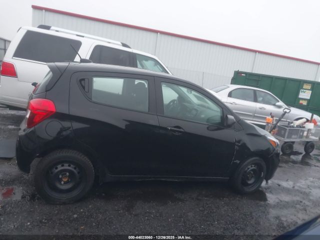 Chevrolet Spark Ls Cvt Image 12