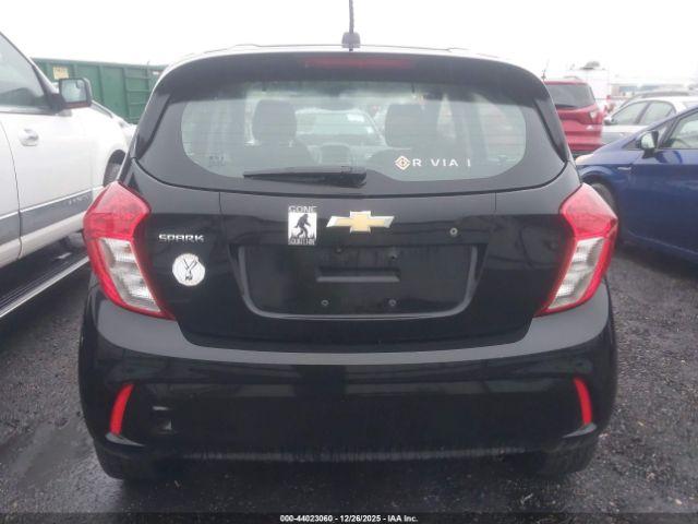 Chevrolet Spark Ls Cvt Image 16