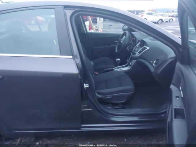 Chevrolet Cruze 1lt Auto Image 13