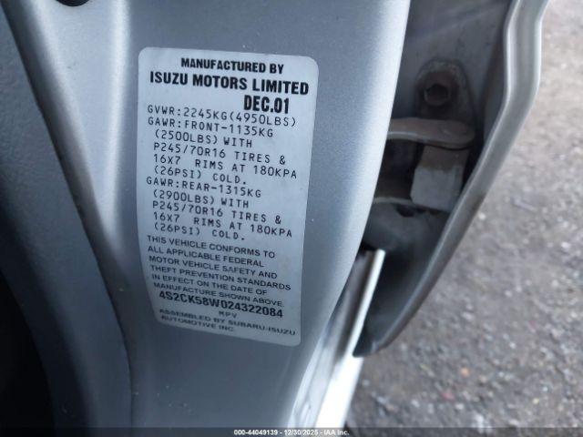 Isuzu Rodeo Image 10