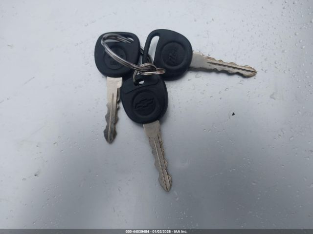 Chevrolet Classic Image 2