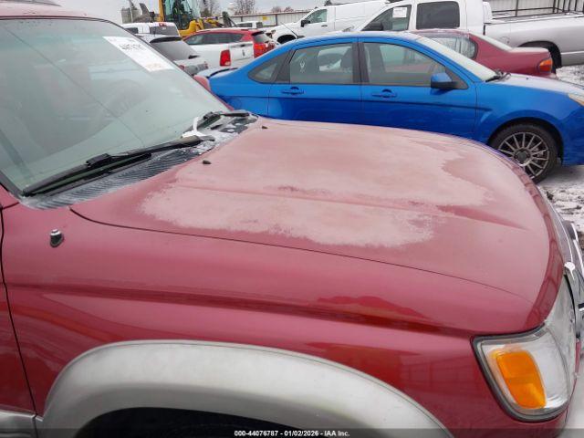 Toyota 4Runner Limited V6 Image 3