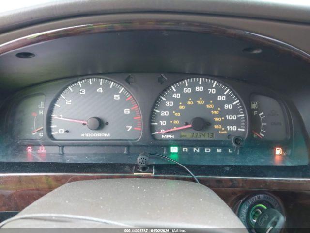 Toyota 4Runner Limited V6 Image 11