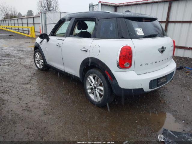 MINI Cooper S Countryman Cooper Image 2