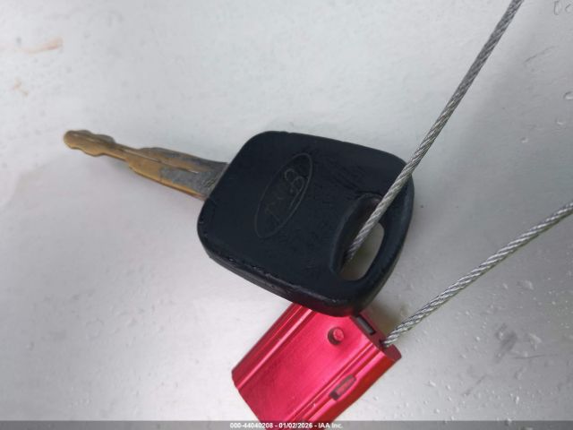 Ford Focus Zx4 Image 9