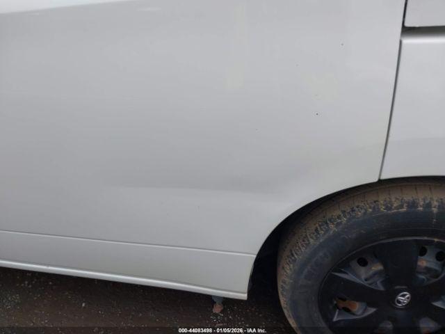 Nissan Quest S Image 5