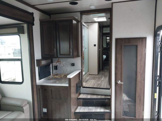 Dutchmen Yukon Image 2