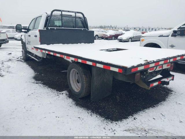 Ford F-550 Xl Image 2