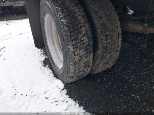 Ford F-550 Xl Image 7