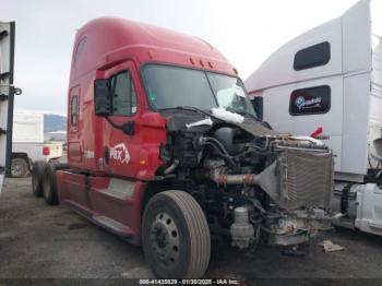  Salvage Freightliner Cascadia 125