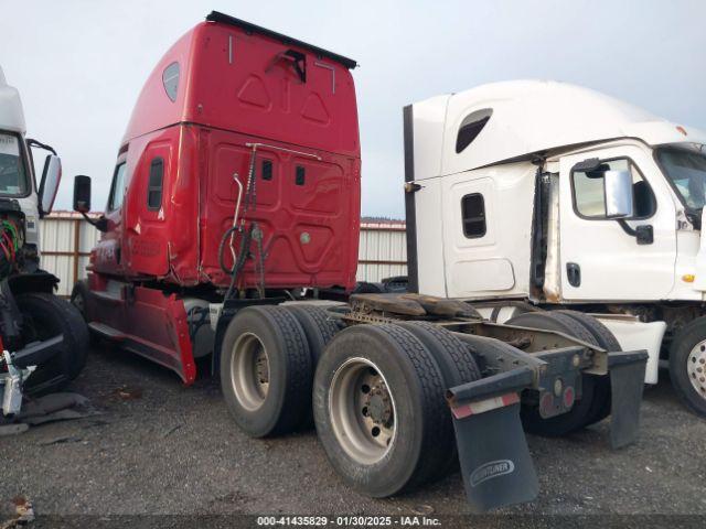 Freightliner Cascadia 125 Image 6