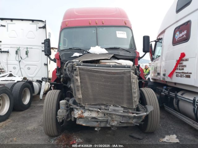 Freightliner Cascadia 125 Image 14