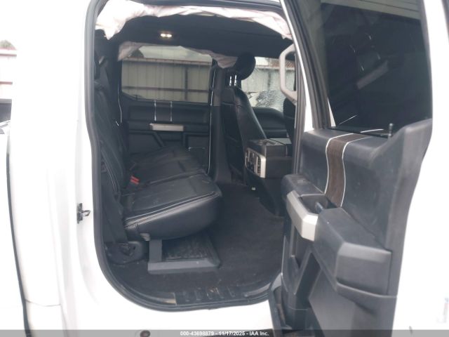 Ford F-350 Lariat Image 14