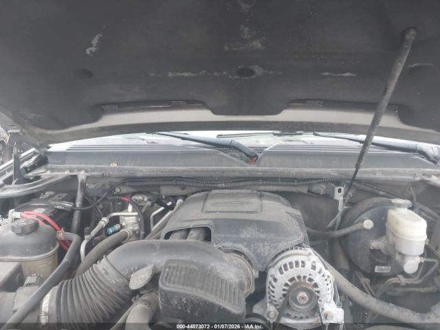 GMC Yukon Sle2 Image 6