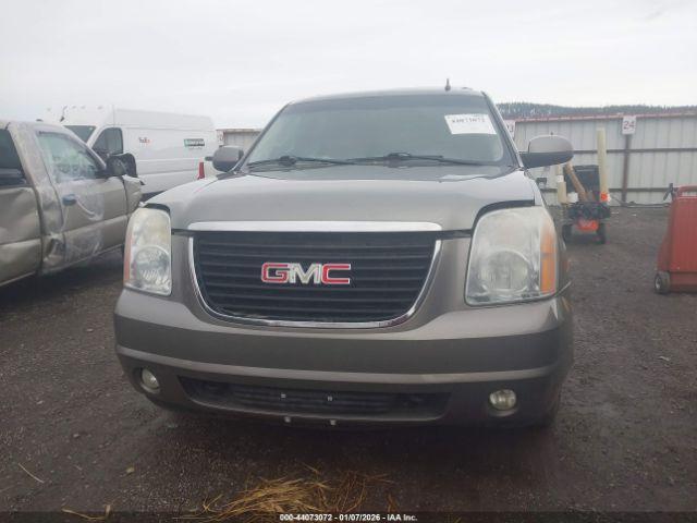 GMC Yukon Sle2 Image 3
