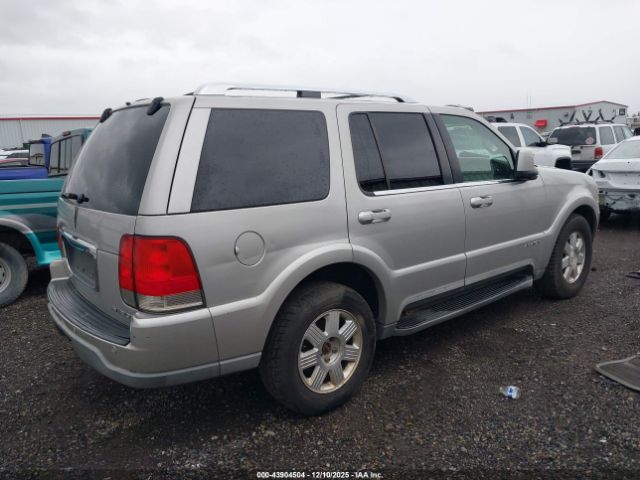 Lincoln Aviator Image 11